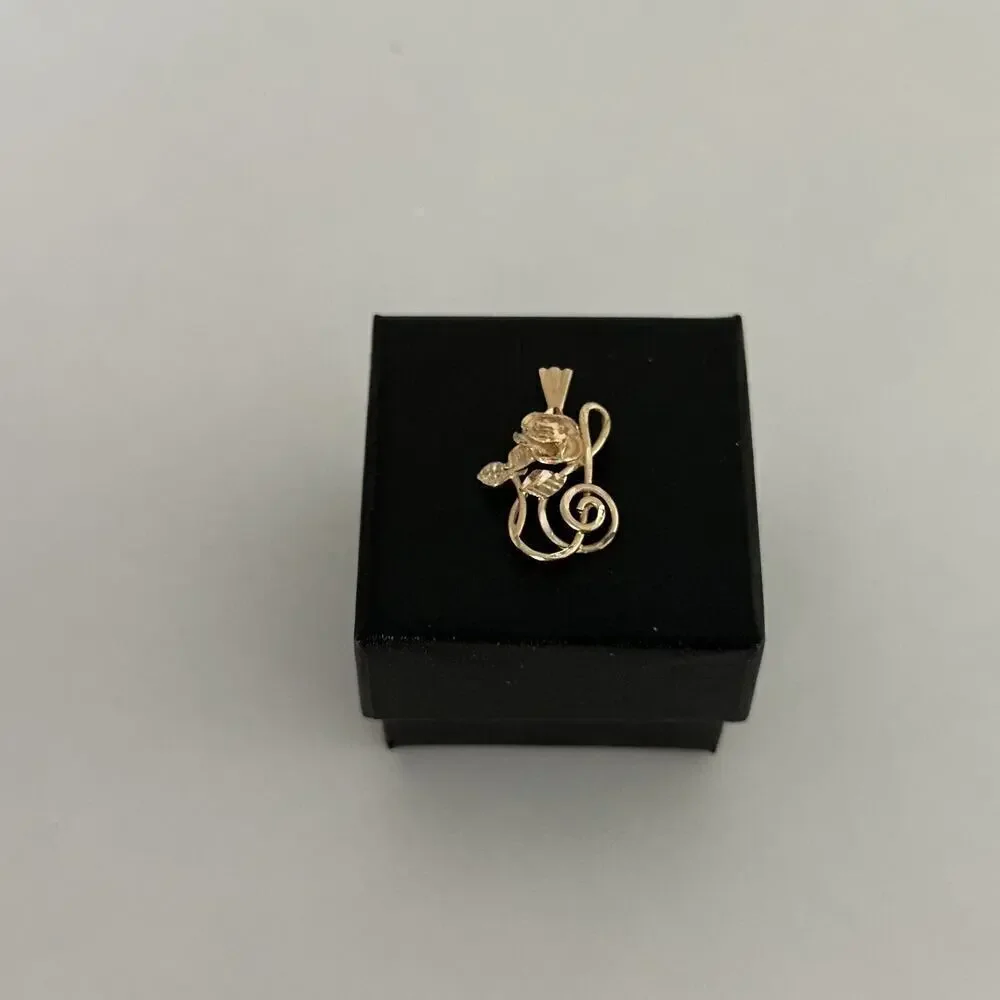 Vintage 14K Yellow Gold Rose Flower & Treble Clef Music Note Charm Pendant